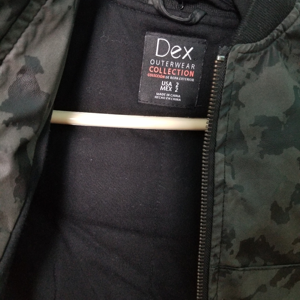Jacket - Picture 2 of 3
